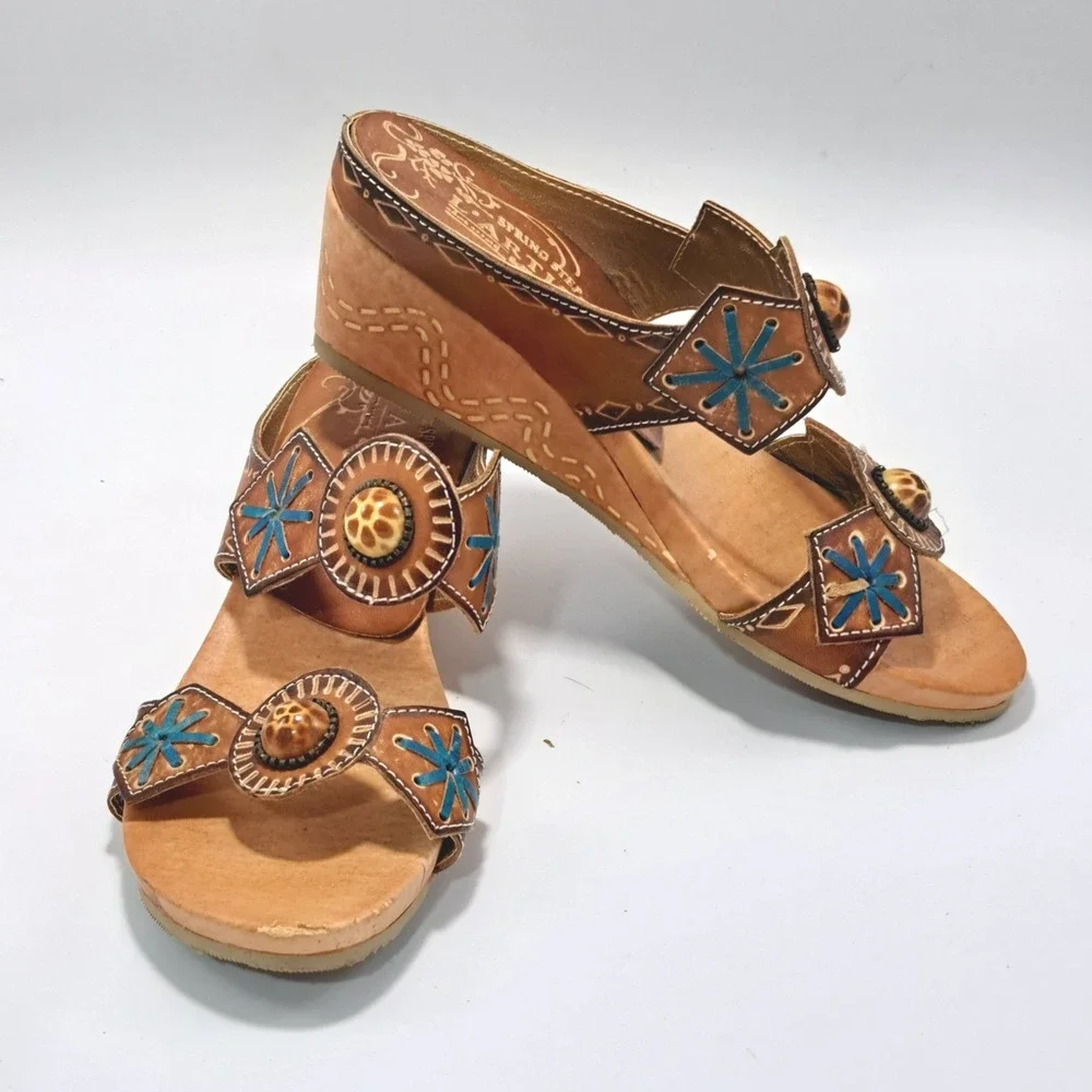 L'Artiste Spring Step Sesame Tan Leather Wedge Sandals Blue Embroidery Womens 36